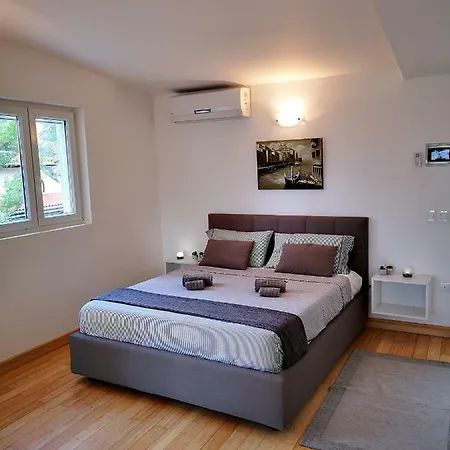 Light Blue Paradise Apartament *